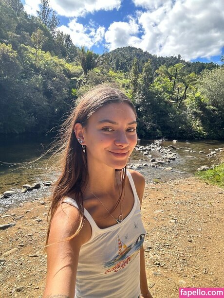 Req Cassadventures freie nacktheit foto