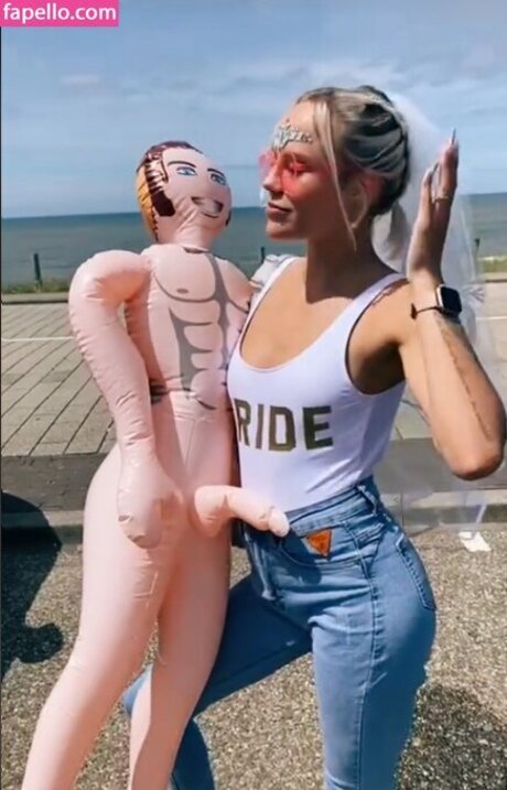 flachbrüstige onlyfans schöne hd galerien