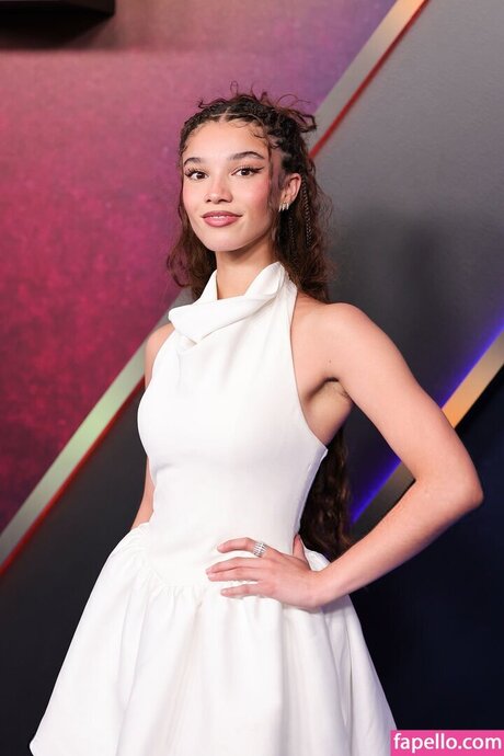 Malia Baker schauspielerin schöne bild