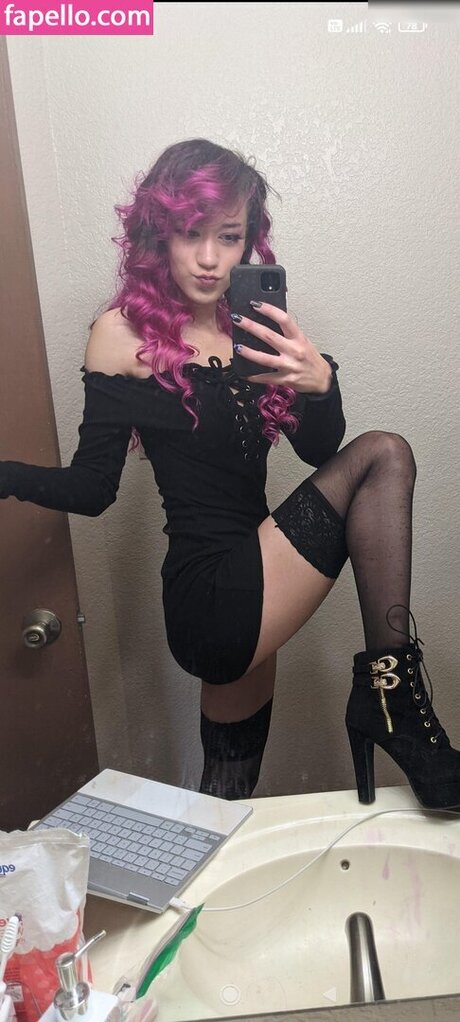 Queen Tofu heiße pornografische bilder