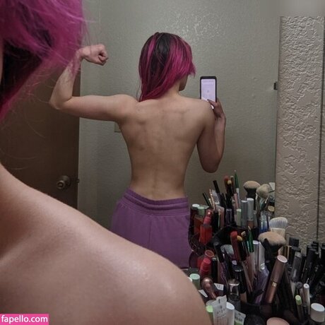 Queen Tofu freie sexy bilder