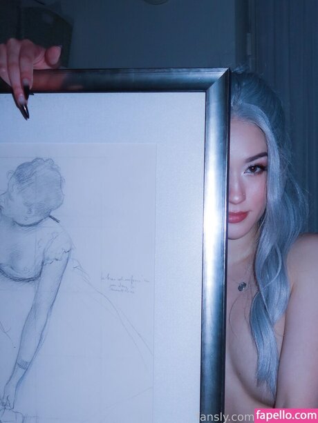 Queen Tofu nacktheit galerien