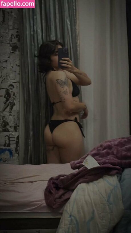 nackte krankenschwester onlyfans hd pornografische bild