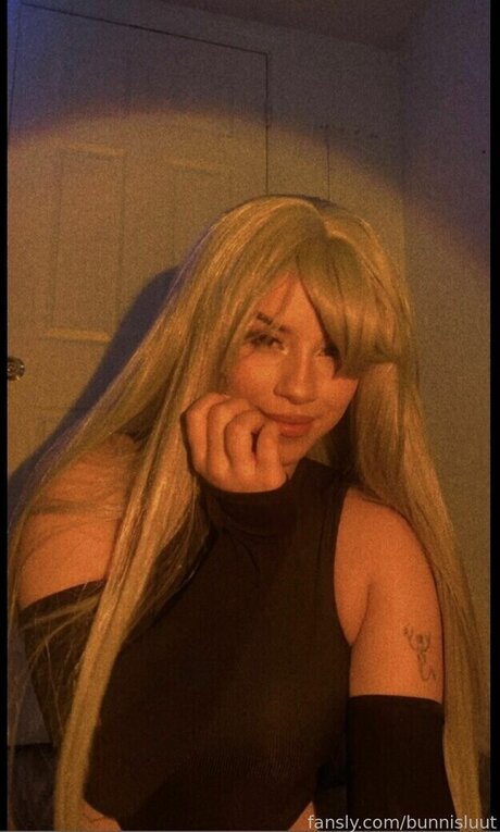 amateur mollige onlyfans sexy kunst bild