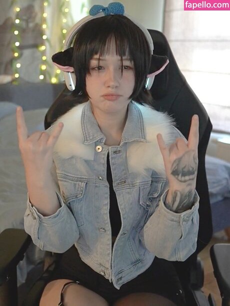 asmr bunny onlyfans top nette bild