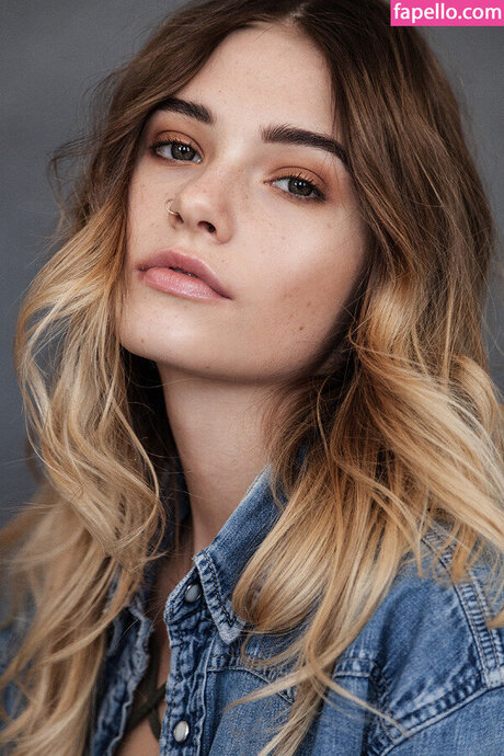 Esther Graf akt bilder