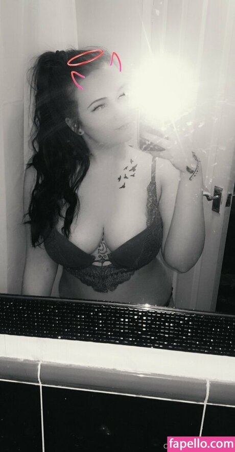 Chelzbcfcburke heiße porno fotos