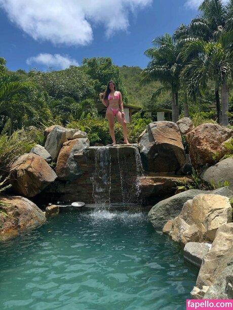 latina-milf-onlyfans heiße hd fotos