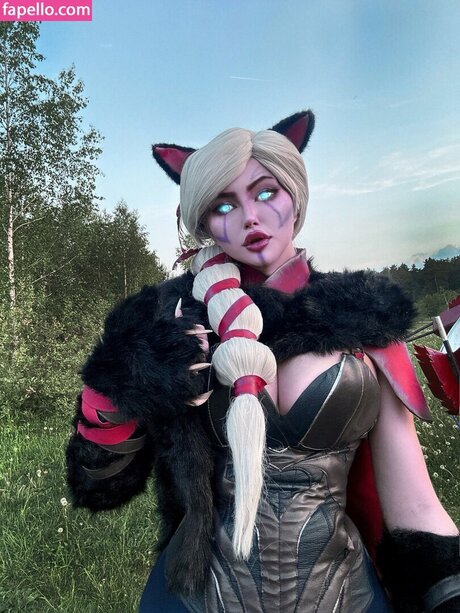 zierliche brünette nur fans freie nette bilder