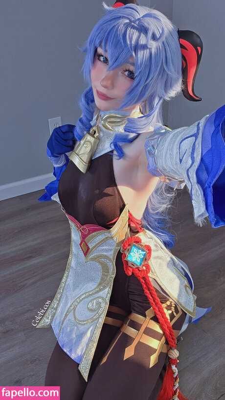 dreier asiatische onlyfans hübsche nette bilder