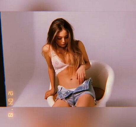 cheerleader nackt onlyfans heiße erotische foto