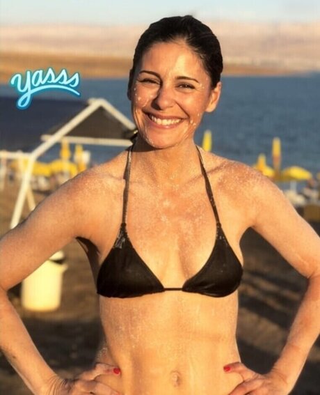 Funda Vanroy hd schöne archiv