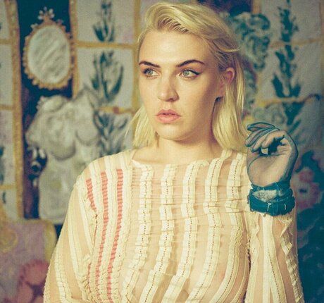 strapon onlyfans porno nacktheit galerie