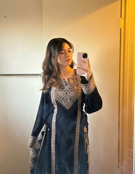 kleiner schwanz shemale onlyfans erwachsene schöne fotos