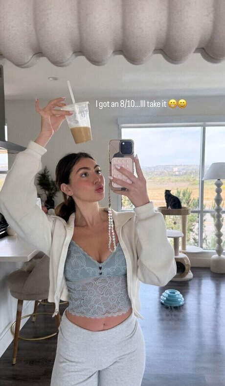 Sara Hesri Profilfoto