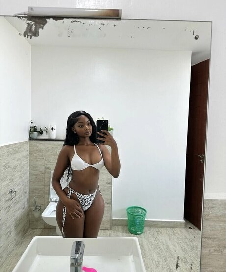 schwarze dessous onlyfans exklusive top galerie