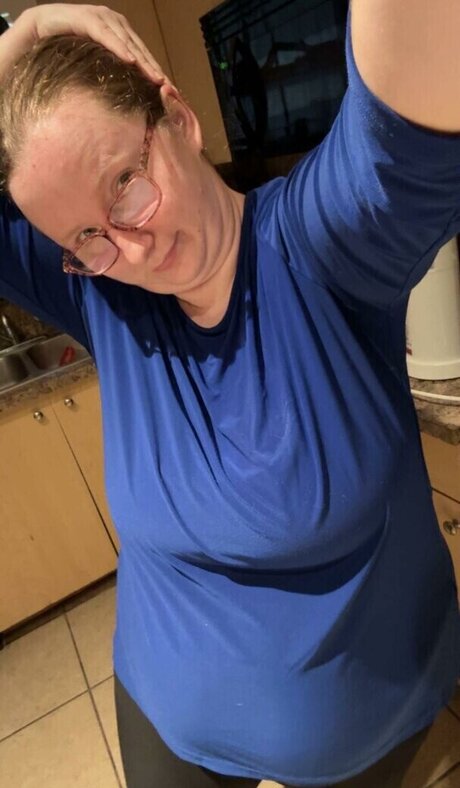 Heidi Cummin hübsche porno galerie