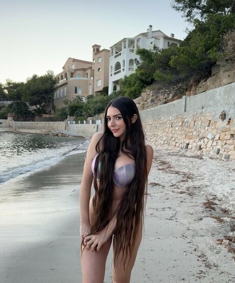 zierliche asiatische onlyfans schöne erotische fotos