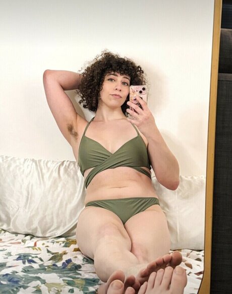 Julia Kaye erwachsene kunst bild