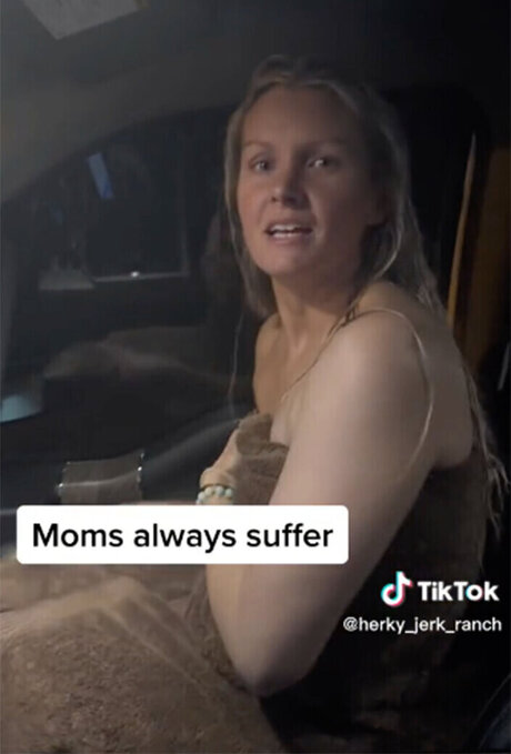 vollbusige brünette onlyfans exklusive perfekte bild