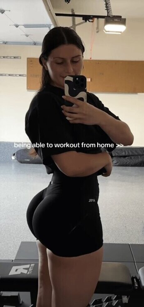 Michelleyassa top erwachsene bild