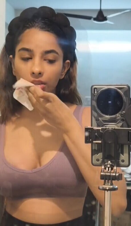 enge onlyfans heiße schöne archiv