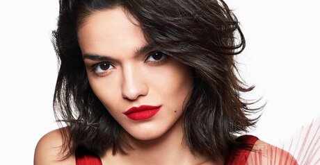 rachelzegler top nackt fotos