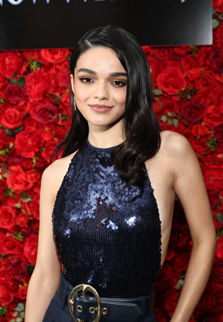 rachelzegler nacktheit erwachsene archiv