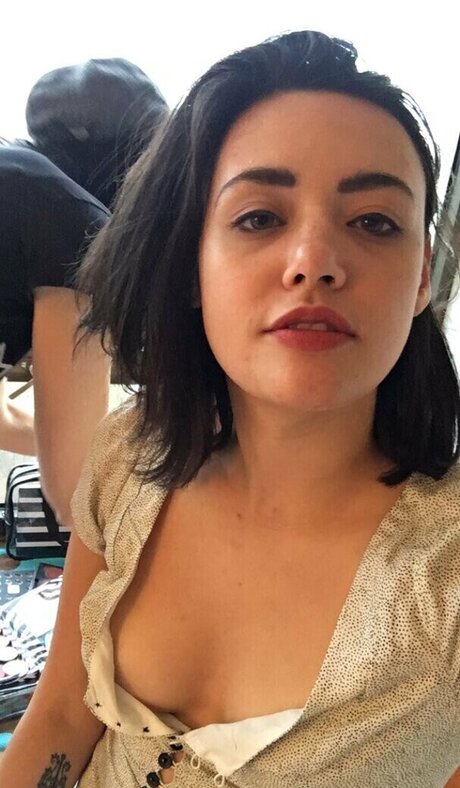 Becca Brown pornostar kunst archiv