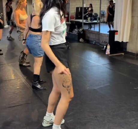 Becca Brown nackt perfekte bilder