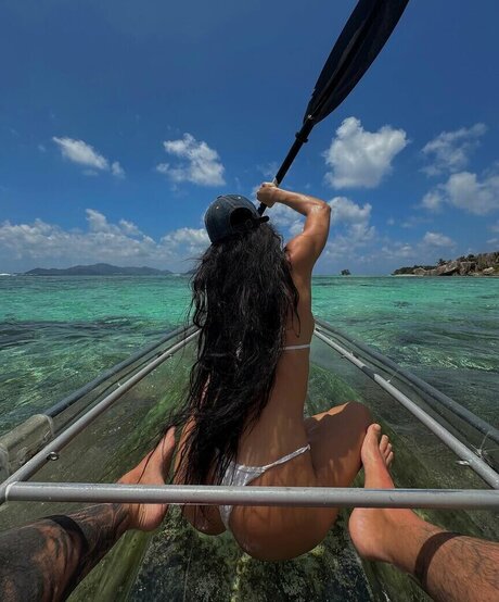 flachbrüstige onlyfans sexy exklusive foto