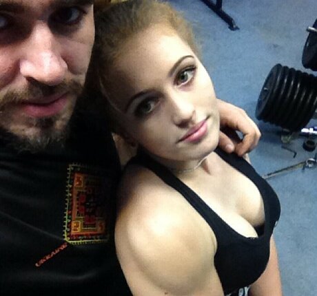 Julia Vins erwachsene nackten bild