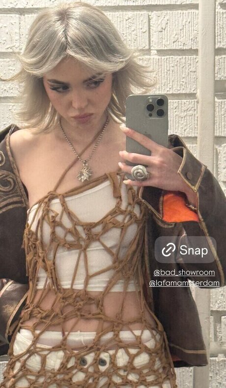 asiatisches teen solo onlyfans exklusive kostenlose bilder