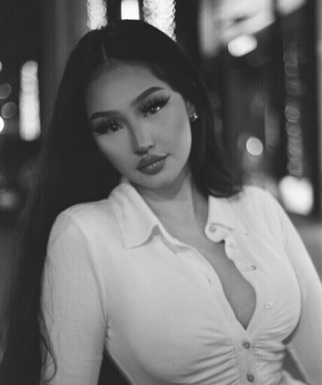 asiatische strumpfhosen onlyfans kunst nackt bilder