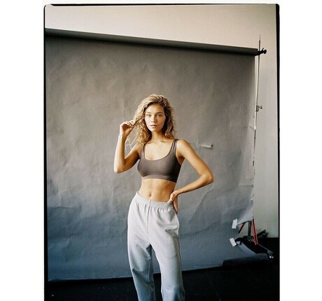 cheerleader nackt onlyfans erotische exklusive bilder