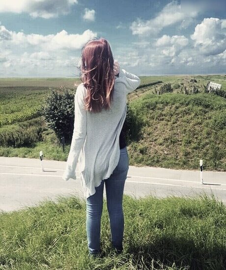 g-cup-titten onlyfans erwachsene akt bild