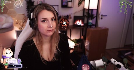 vollbusige brünette onlyfans hübsche porno foto