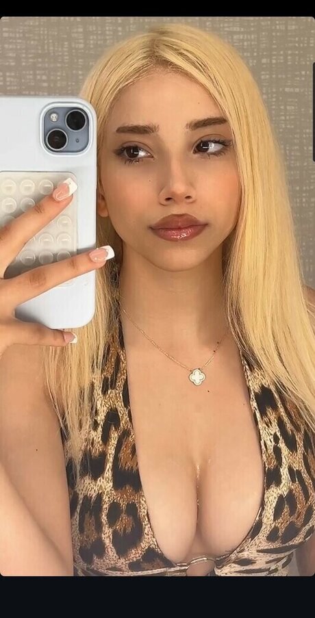 xoxo yura exklusive hübsche galerie