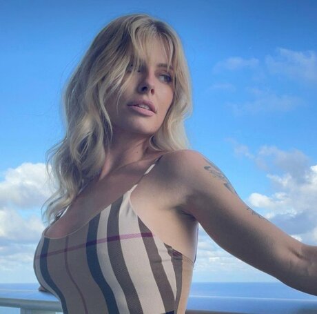 Marilyn_ pornostar nackt bilder