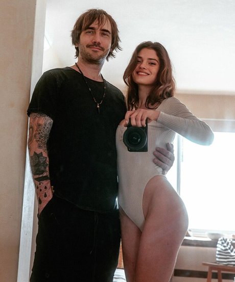 Eve Dumon erotische akt foto