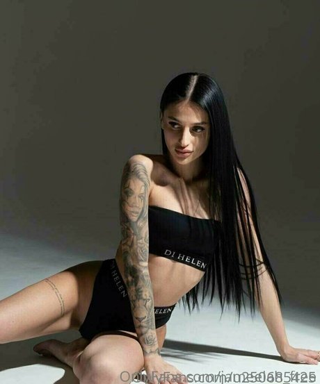 jameelah free perfekte sexy bilder