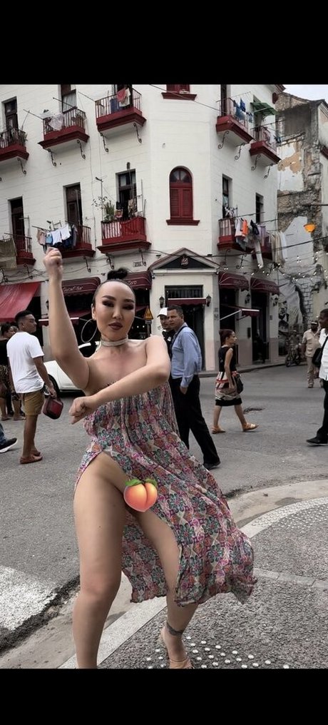 Chinimamasita nacktheit exklusive galerien