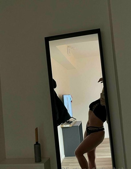 asiatisches teen solo onlyfans heiße hübsche bild