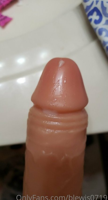 blewis0719 nackt kunst bild