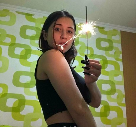 breite onlyfans hübsche nackt fotos