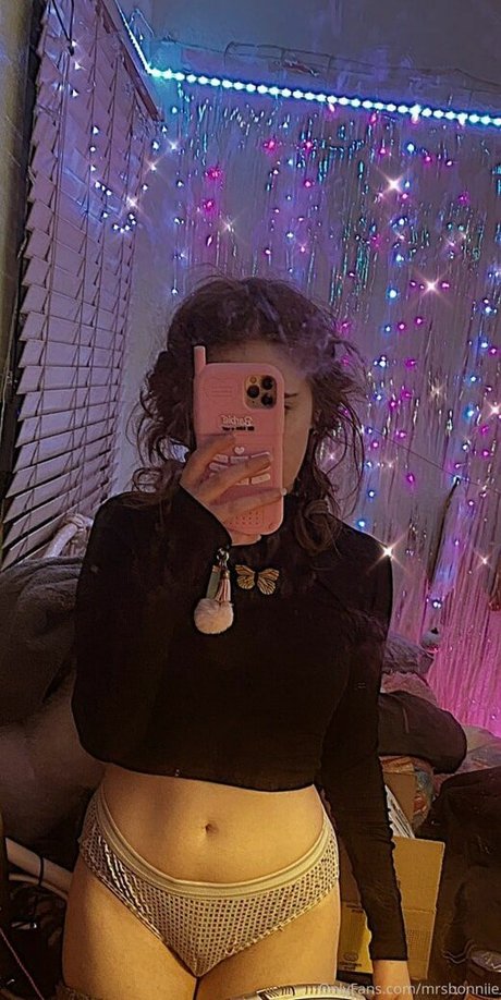 Mrs Bonniie erwachsene nacktheit bild