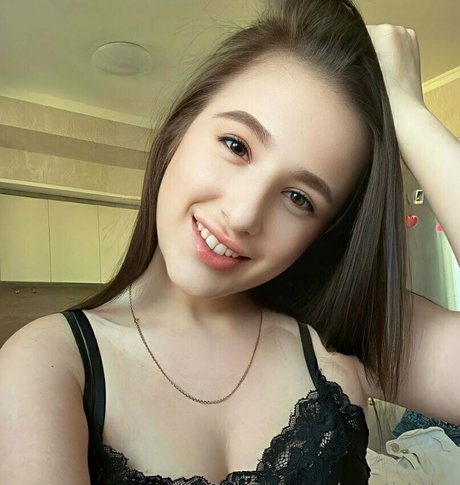 deepthroat teen onlyfans exklusive nackte archiv