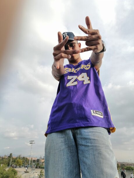 milf handjob onlyfans nackte fotos