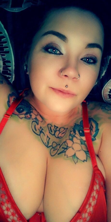 Raven Kennish pornostar heiße archiv