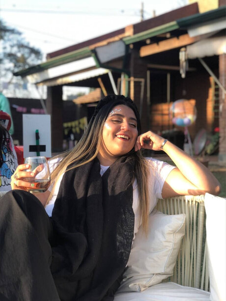 Linsay Lou nackt erwachsene foto